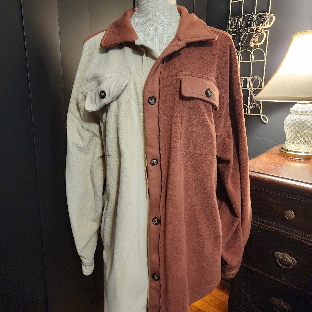 Bibi two tone fleece shacket